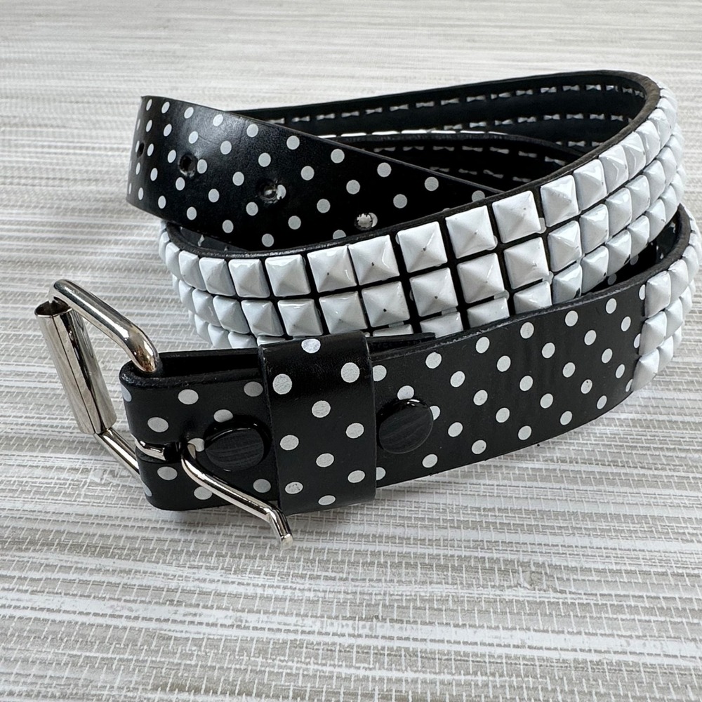 Y2K Punk Emo Faux Leather Belt Size Large White 3-Row Pyramid Studded Polka Dot